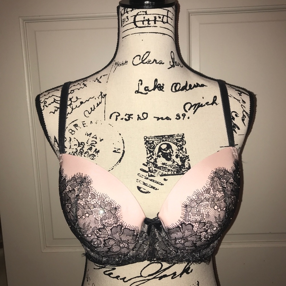 Victoria’s Secret Bra and Pantie set